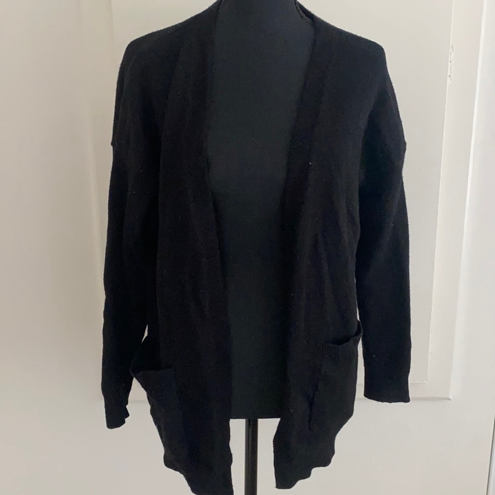 Cardigan • M • Forever 21